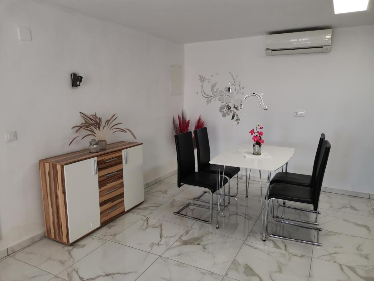 Villa Romeo كاليبي المظهر الخارجي الصورة